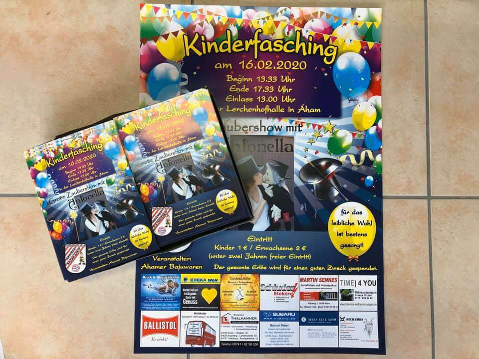 Flyer und Plakate