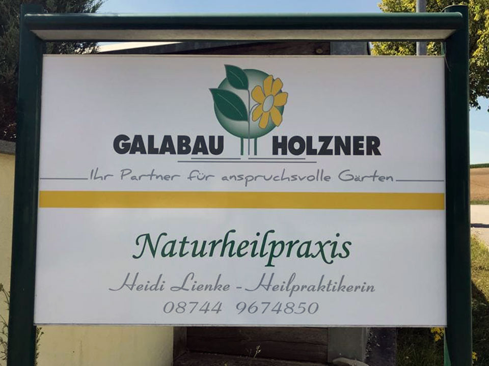 Firmenschild inklusive Neusatz