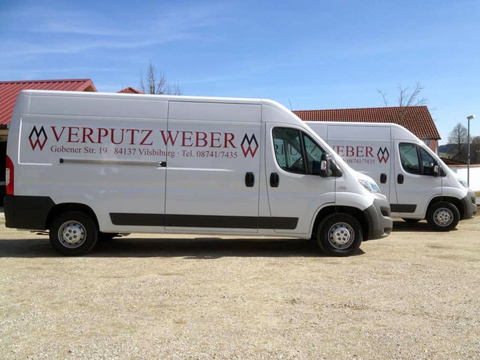 Sprinter foliert konturgeschnittene Aufkleber schwarz und rot Verputz Weber Seitenansicht